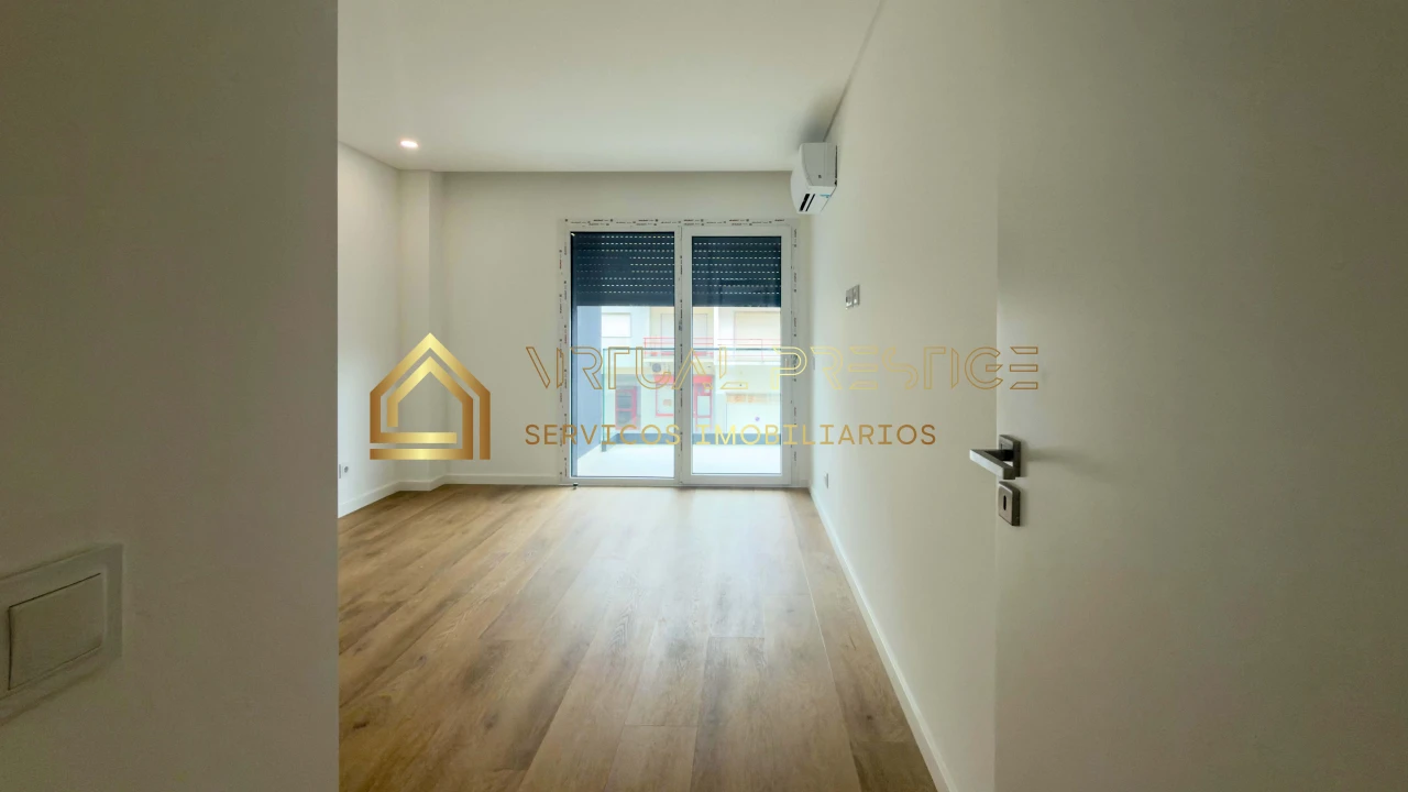 Apartamento T3 para Venda em Costa da Caparica Foto 15