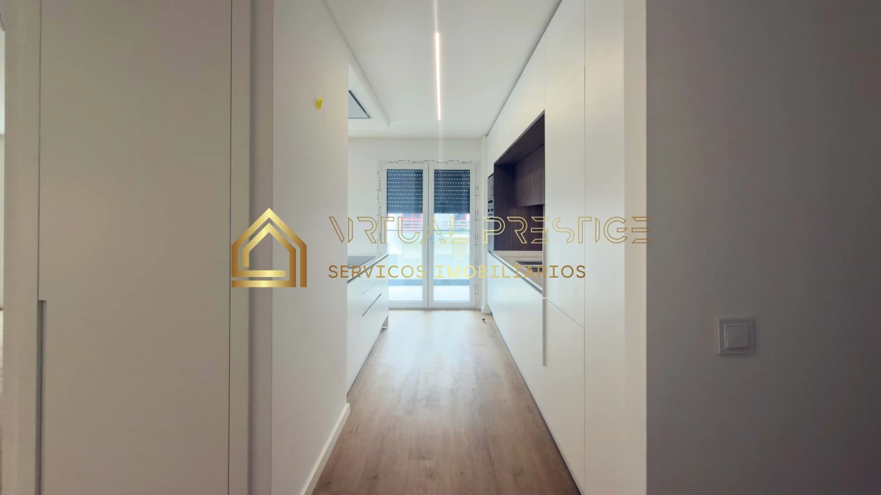 Apartamento T2 para Venda em Costa da Caparica Foto 7