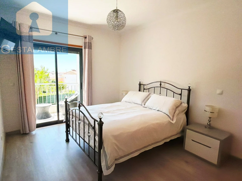 Apartamento T2 para Venda em Albufeira e Olhos de Água Foto 6