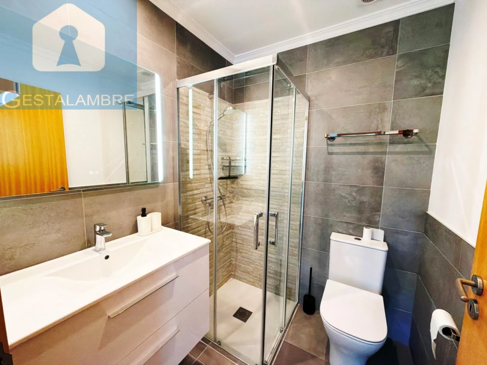 Apartamento T2 para Venda em Albufeira e Olhos de Água Foto 14