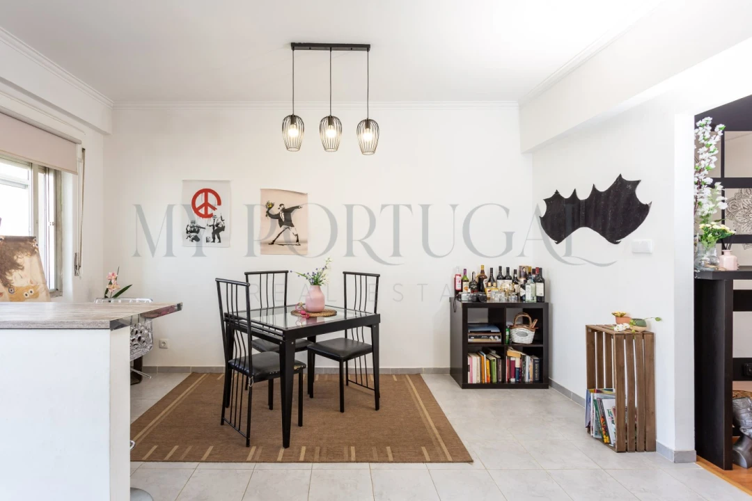 Apartamento T1 para Venda em Odivelas Foto 2