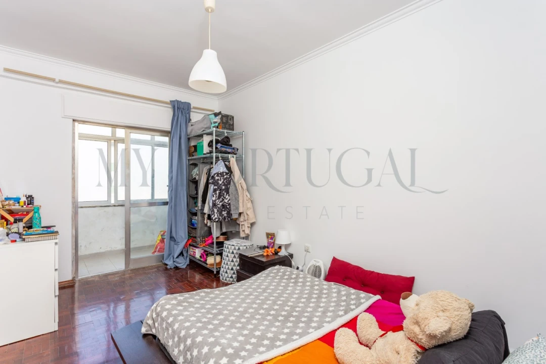 Apartamento T1 para Venda em Odivelas Foto 8