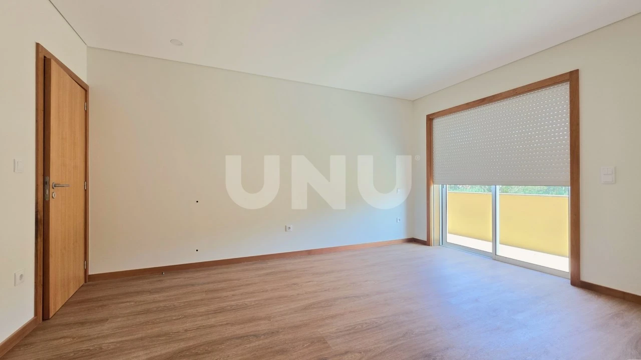 Apartamento T3 para Venda em Ovar, São João, Arada e São Vicente de Pereira Jusã Foto 2