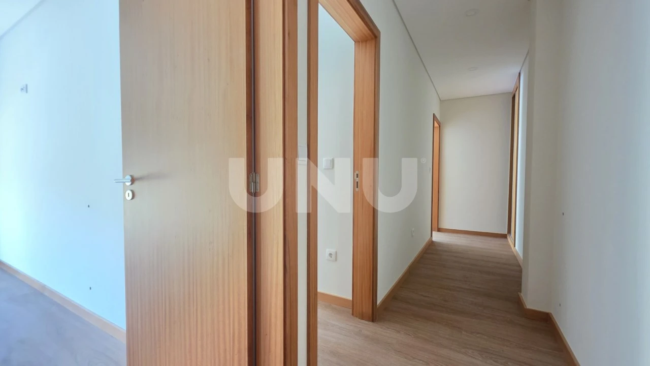 Apartamento T3 para Venda em Ovar, São João, Arada e São Vicente de Pereira Jusã Foto 8
