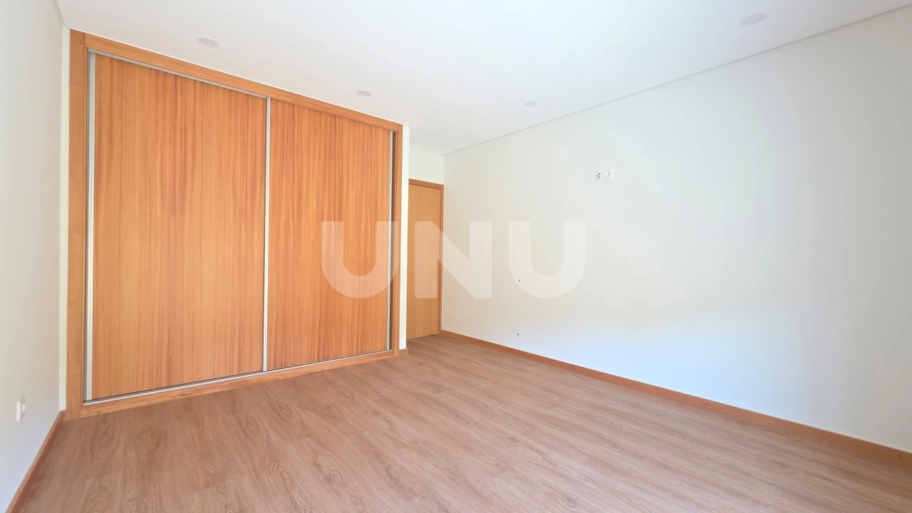 Apartamento T3 para Venda em Ovar, São João, Arada e São Vicente de Pereira Jusã Foto 11