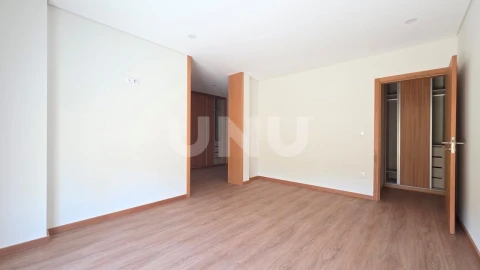 Apartamento T3 para Venda em Ovar, São João, Arada e São Vicente de Pereira Jusã