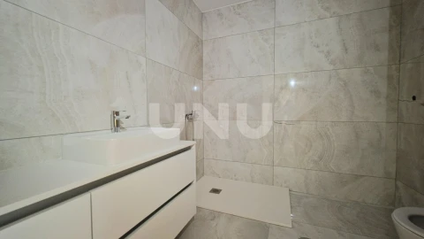 Apartamento T3 para Venda em Ovar, São João, Arada e São Vicente de Pereira Jusã