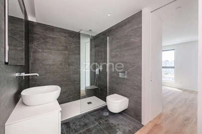 Apartamento T1 para Venda em Mafamude e Vilar do Paraíso