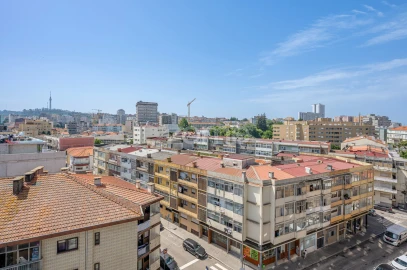 Apartamento T1 para Venda em Mafamude e Vilar do Paraíso