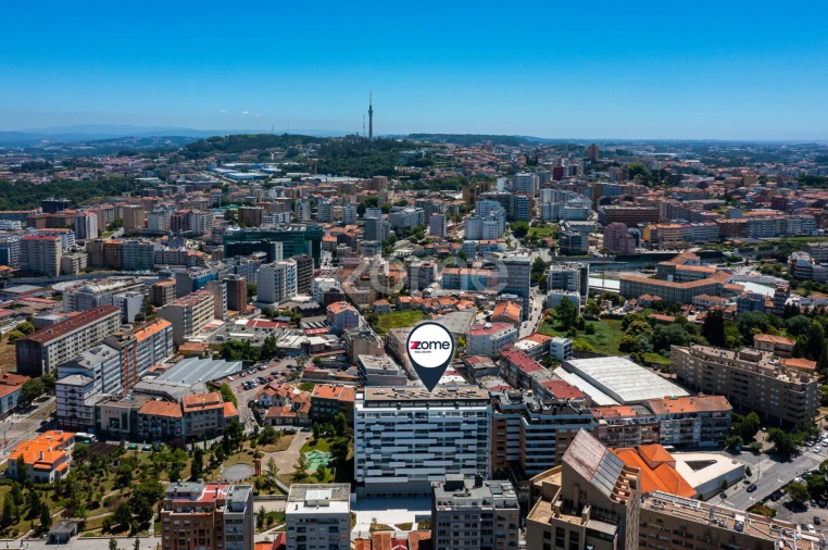 Apartamento T1 para Venda em Mafamude e Vilar do Paraíso Foto 36