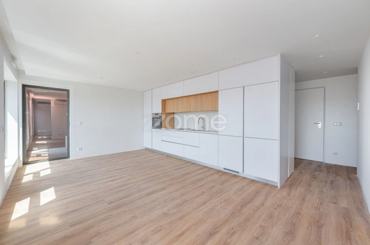 Apartamento T1 para Venda em Mafamude e Vilar do Paraíso Foto 5
