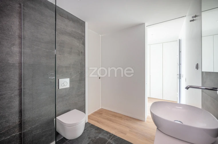 Apartamento T1 para Venda em Mafamude e Vilar do Paraíso Foto 15