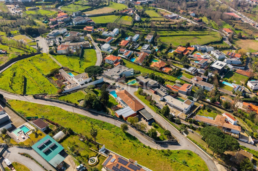 Moradia T5 para Venda em Nogueiró e Tenões Foto 70