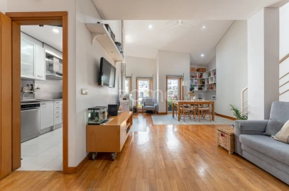 Apartamento T3 para Venda em Cedofeita, Santo Ildefonso, Sé, Miragaia, São Nicolau e Vitória