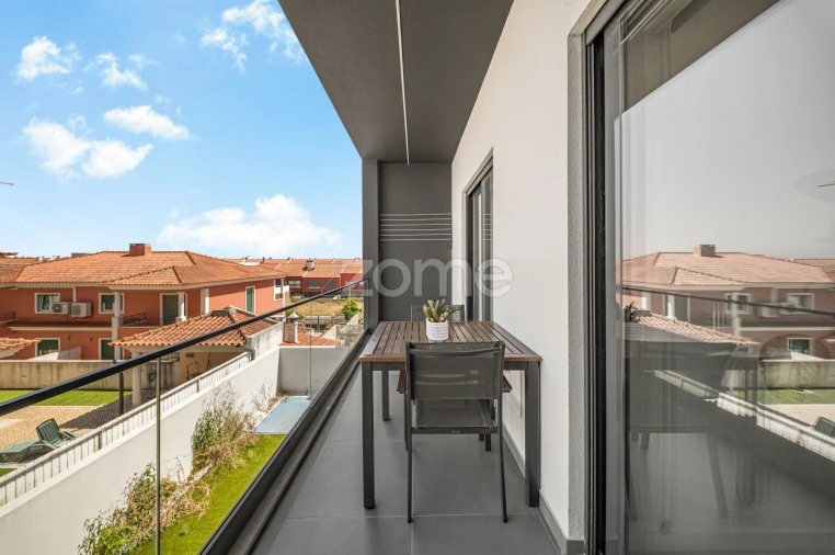Apartamento T3 para Venda em São Domingos de Rana Foto 4