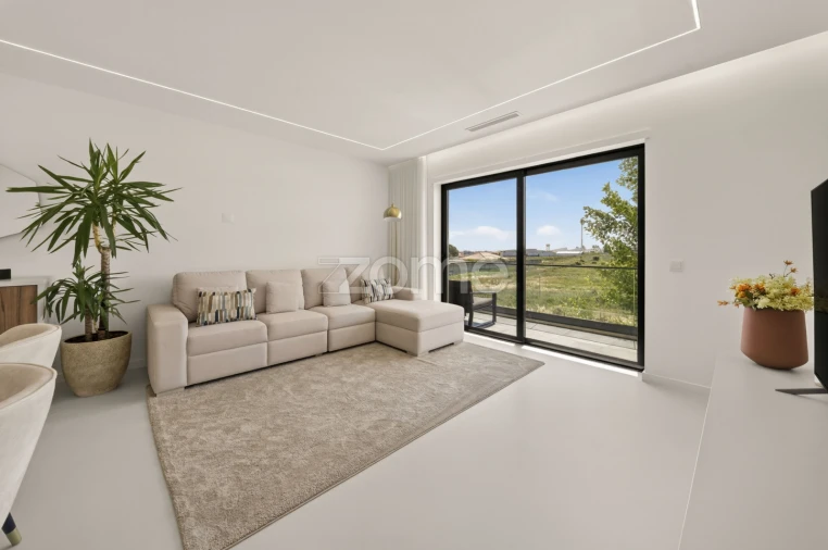 Apartamento T3 para Venda em São Domingos de Rana Foto 7