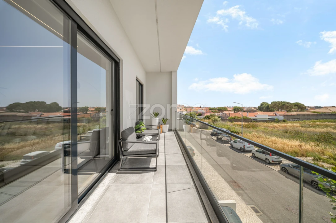 Apartamento T3 para Venda em São Domingos de Rana Foto 8