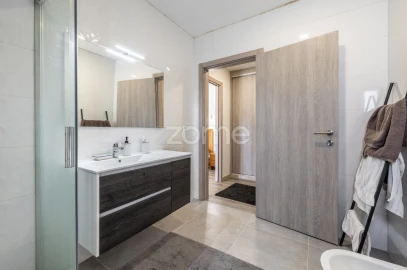 Moradia T3 para Venda em Marinha Grande
