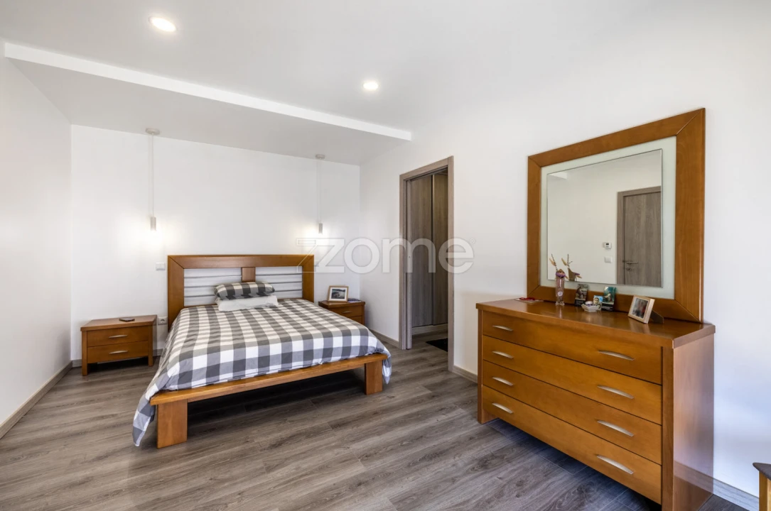 Moradia T3 para Venda em Marinha Grande Foto 17