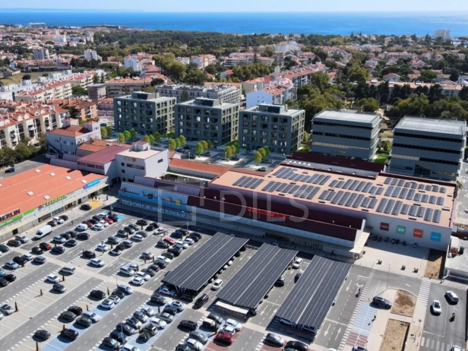 Apartamento para Venda em Carcavelos e Parede Foto 32