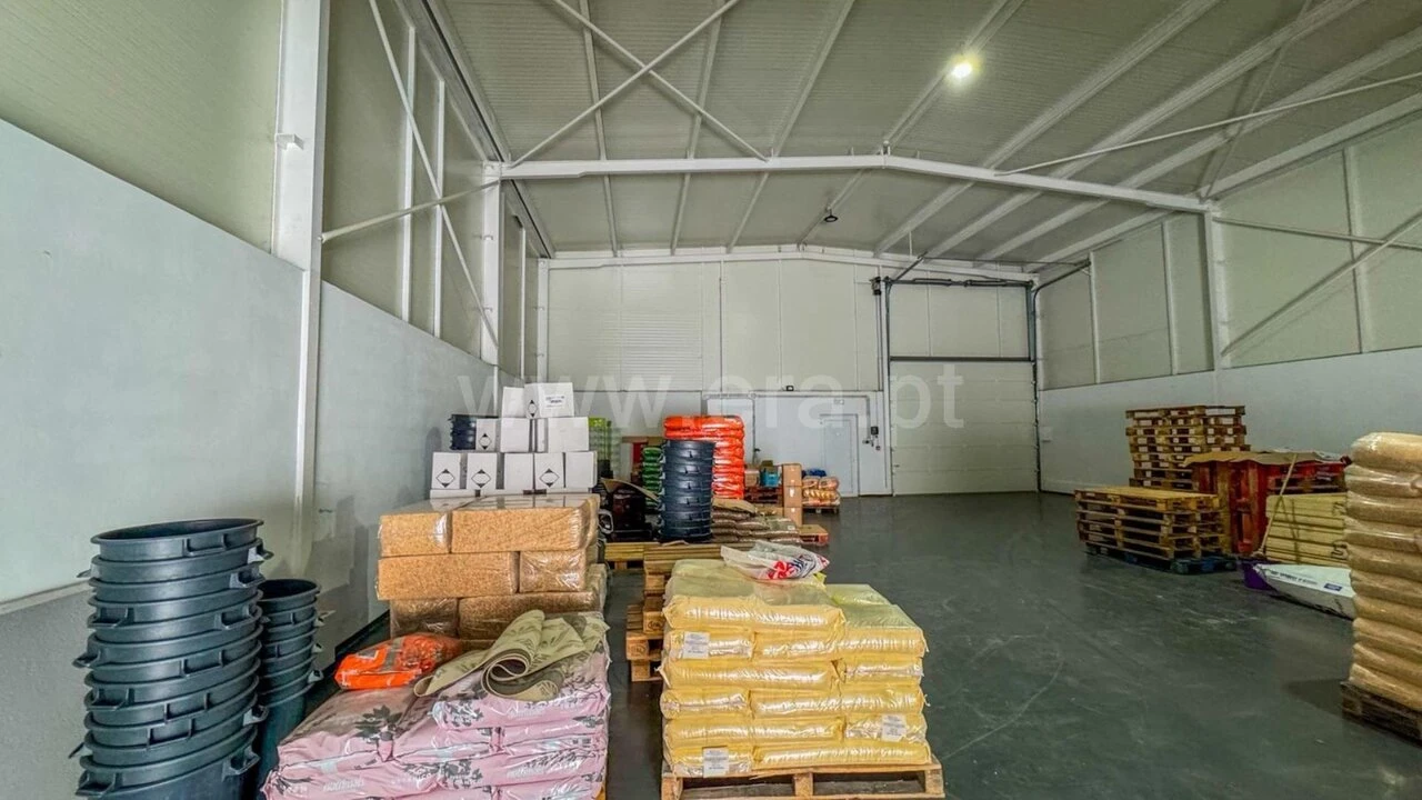 Armazém para Venda em São Cristovão de Nogueira Foto 7