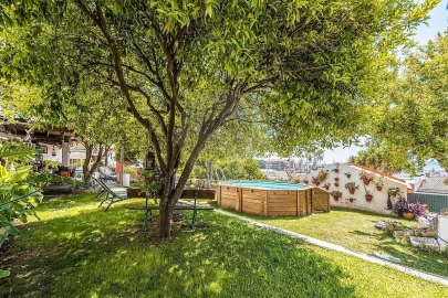 Moradia T6 para Venda em Algés, Linda-A-Velha e Cruz Quebrada-Dafundo