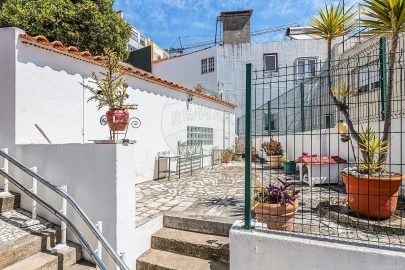 Moradia T6 para Venda em Algés, Linda-A-Velha e Cruz Quebrada-Dafundo