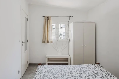 Moradia T6 para Venda em Algés, Linda-A-Velha e Cruz Quebrada-Dafundo