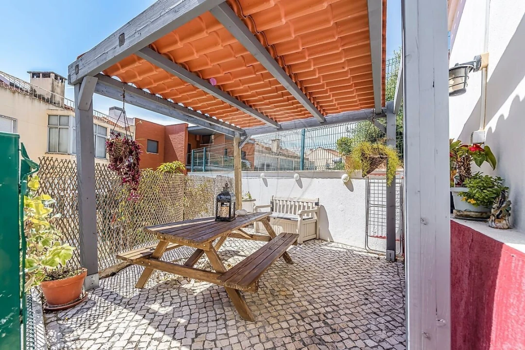 Moradia T6 para Venda em Algés, Linda-A-Velha e Cruz Quebrada-Dafundo Foto 15