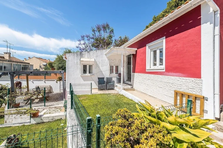 Moradia T6 para Venda em Algés, Linda-A-Velha e Cruz Quebrada-Dafundo Foto 14