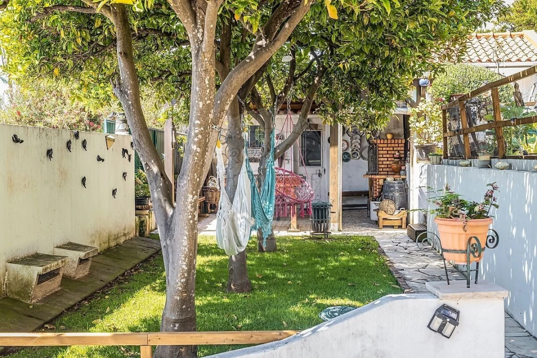Moradia T6 para Venda em Algés, Linda-A-Velha e Cruz Quebrada-Dafundo Foto 7