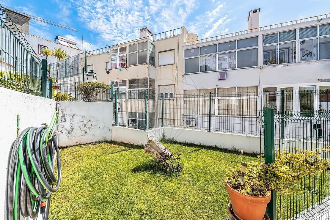 Moradia T6 para Venda em Algés, Linda-A-Velha e Cruz Quebrada-Dafundo Foto 26