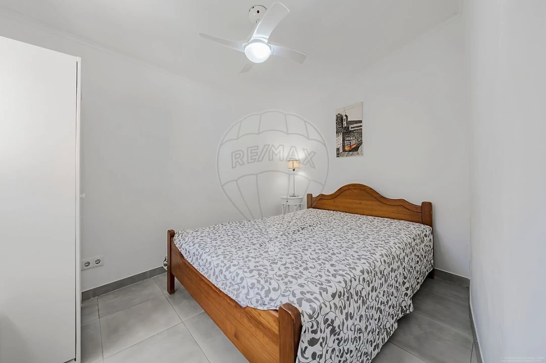 Moradia T6 para Venda em Algés, Linda-A-Velha e Cruz Quebrada-Dafundo Foto 17