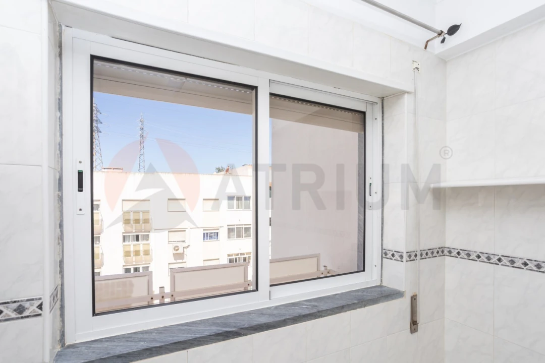 Apartamento T2 para Venda em Setubal (São Sebastião) Foto 32