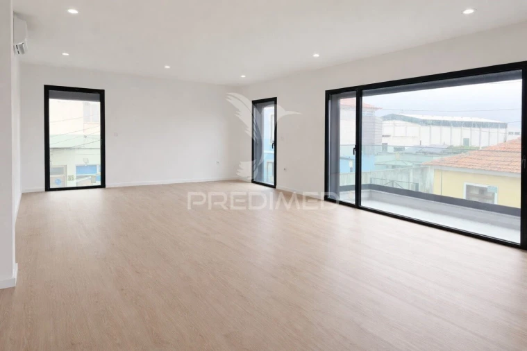 Apartamento T2 para Venda em Esgueira Foto 6