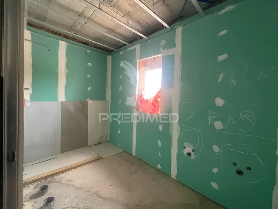 Moradia T4 para Venda em Santa Maria Maior Foto 33