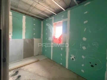 Moradia T4 para Venda em Santa Maria Maior