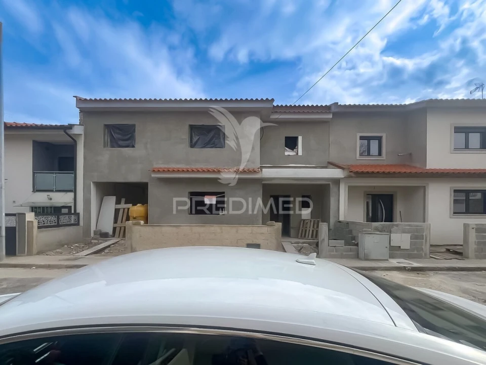 Moradia T4 para Venda em Santa Maria Maior Foto 27