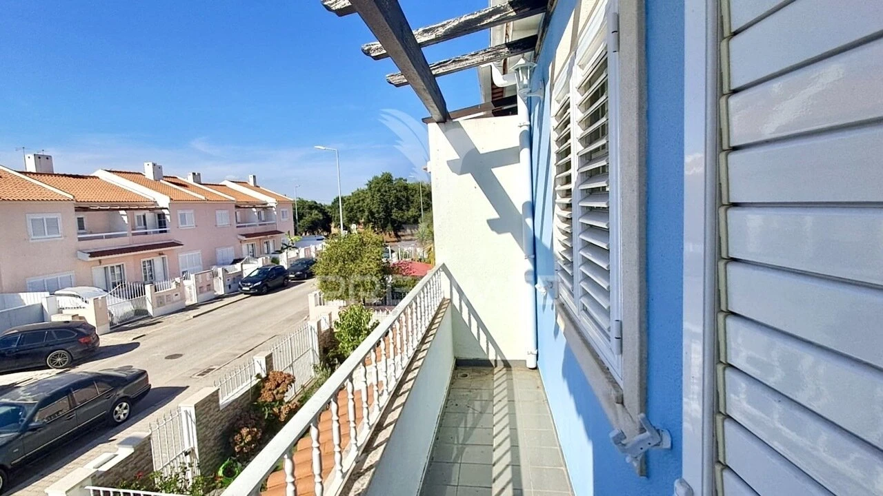 Moradia T3 para Venda em Gaio-Rosário e Sarilhos Pequenos Foto 9