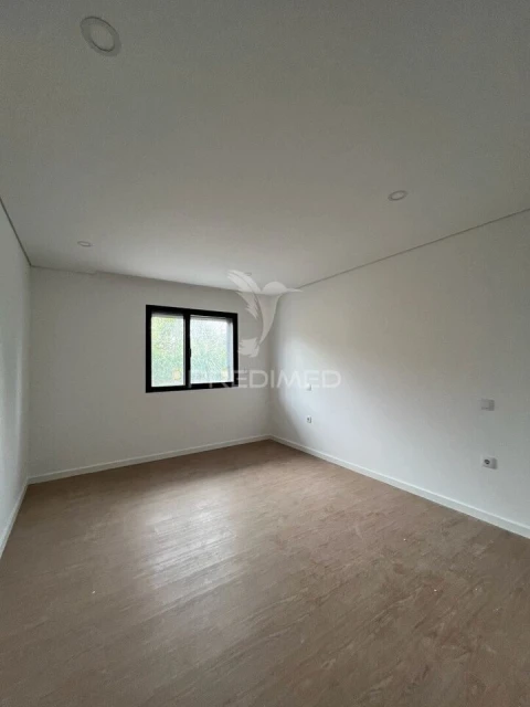 Apartamento T2 para Venda em Esgueira