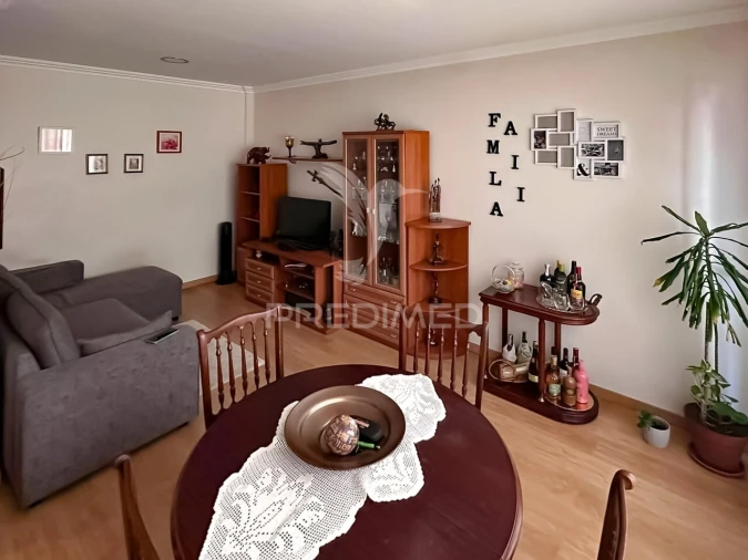 Apartamento T2 para Venda em Queluz e Belas