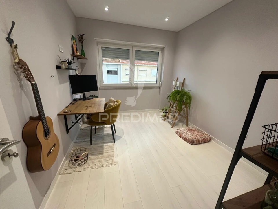 Apartamento T2 para Venda em Seixal, Arrentela e Aldeia de Paio Pires Foto 29