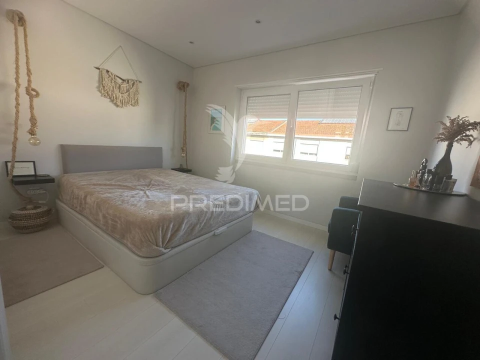 Apartamento T2 para Venda em Seixal, Arrentela e Aldeia de Paio Pires Foto 26