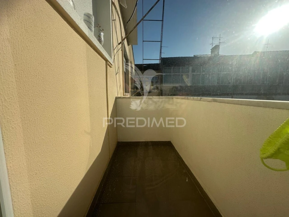 Apartamento T2 para Venda em Seixal, Arrentela e Aldeia de Paio Pires Foto 32