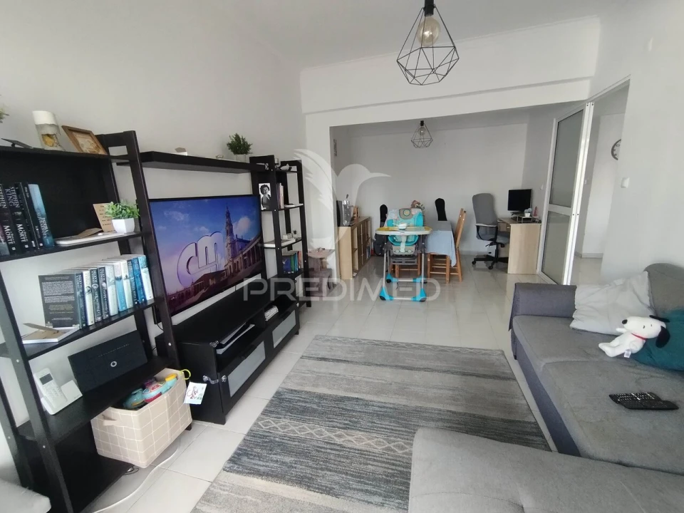 Apartamento T2 para Venda em Agualva e Mira-Sintra Foto 15
