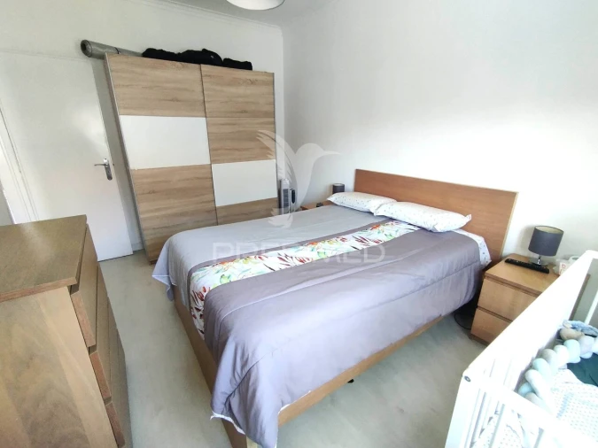 Apartamento T2 para Venda em Agualva e Mira-Sintra Foto 9