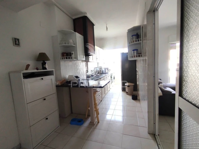 Apartamento T2 para Venda em Agualva e Mira-Sintra Foto 10