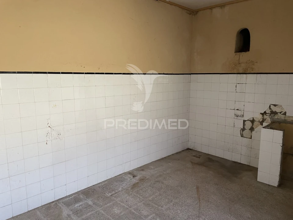 Moradia T3 para Venda em Retorta e Tougues Foto 14