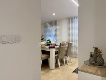 Apartamento T1 para Venda em Leiria, Pousos, Barreira e Cortes