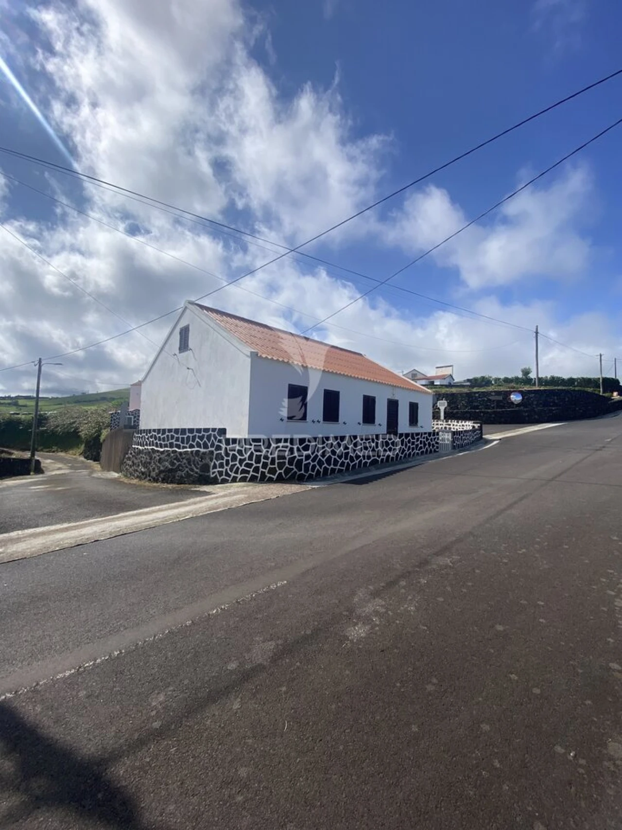 Moradia T2 para Venda em Norte Pequeno Foto 4